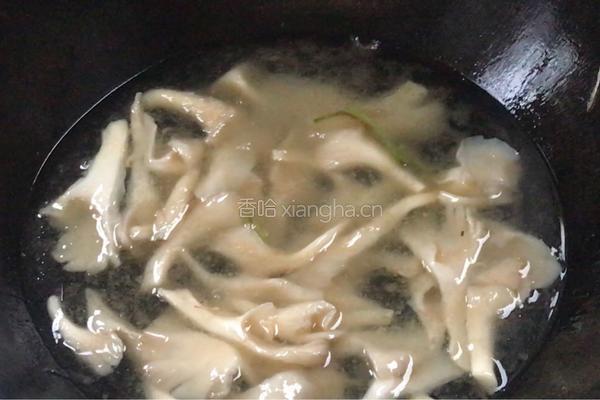 平菇鸡蛋汤的做法图解9