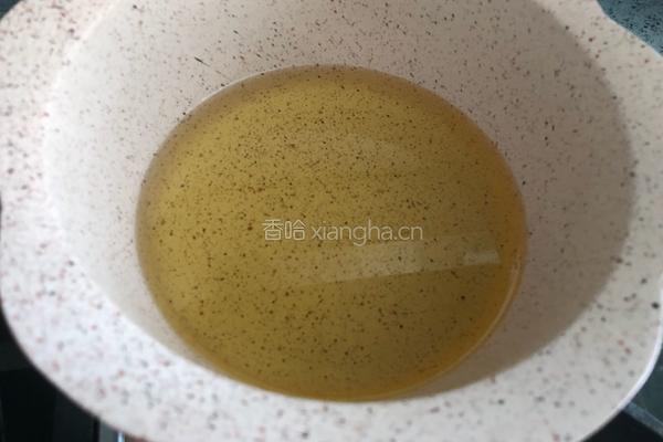 这是什么神仙美味，咸蛋黄鸡翅也太好吃了吧的做法图解5