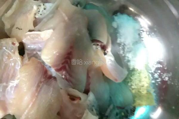 酸菜鱼的做法图解2