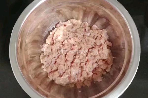 玉米炒肉沫的做法图解3