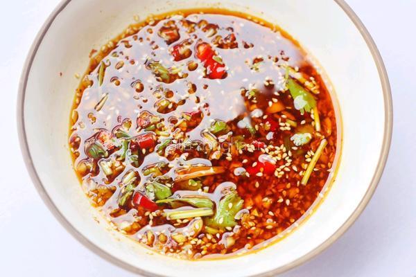 爆好吃的万能辣椒油的做法图解11