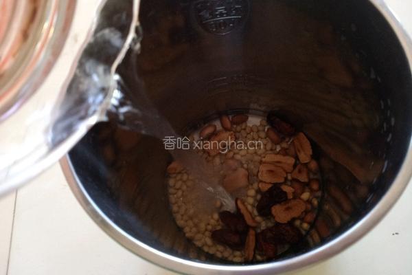 花生红枣豆浆的做法图解7