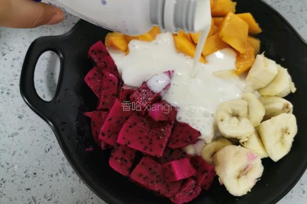 松子酸奶水果捞的做法图解6
