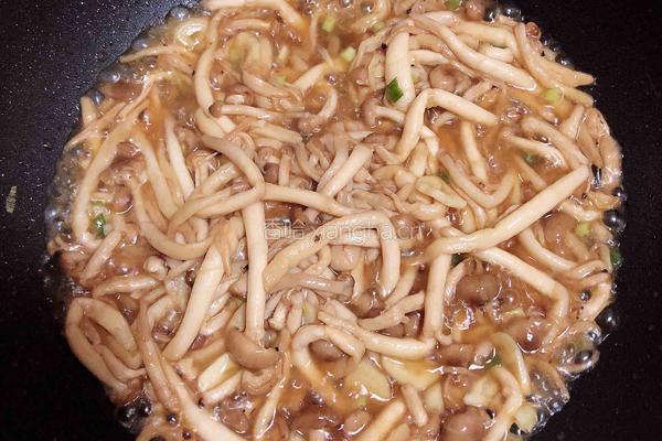 鸭肝菌汤面的做法图解6