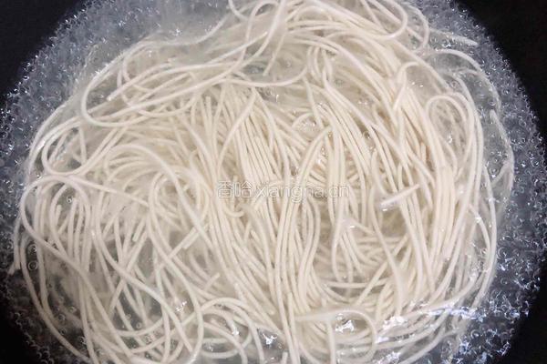 鸭肝菌汤面的做法图解10