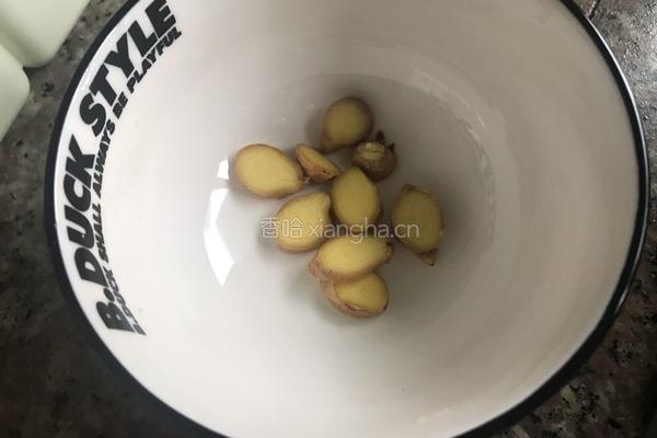 冬瓜薏米排骨汤的做法图解4
