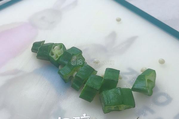 宝宝辅食 秋葵小米粥的做法图解2