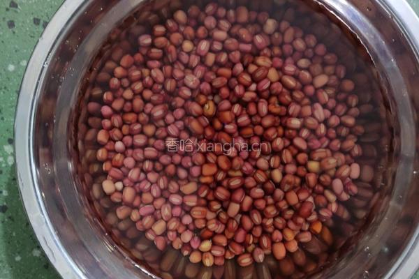 板栗红豆糖水的做法图解1