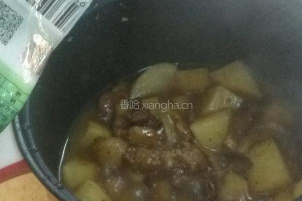 土豆炖五花肉的做法图解9