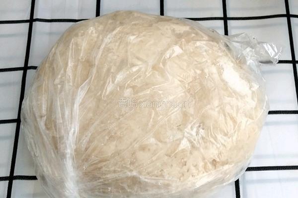 猪肉芹菜饺子的做法图解1