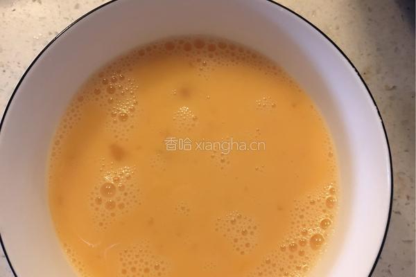 丝瓜菌菇鸡蛋汤的做法图解2