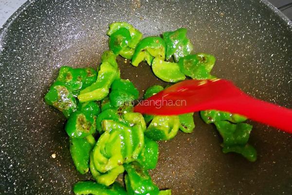 菜椒炒鸡蛋的做法图解9
