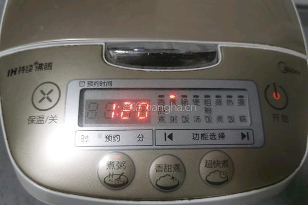 桃胶银耳小米粥的做法图解9