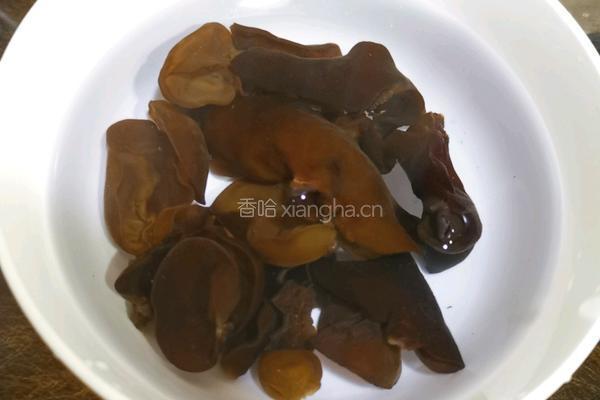 杏鲍菇拌木耳(凉拌菜)的做法图解3