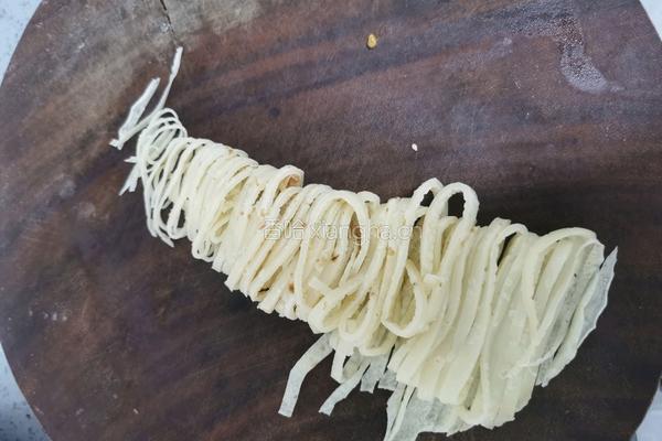 西红柿鸡蛋冒煎饼的做法图解8