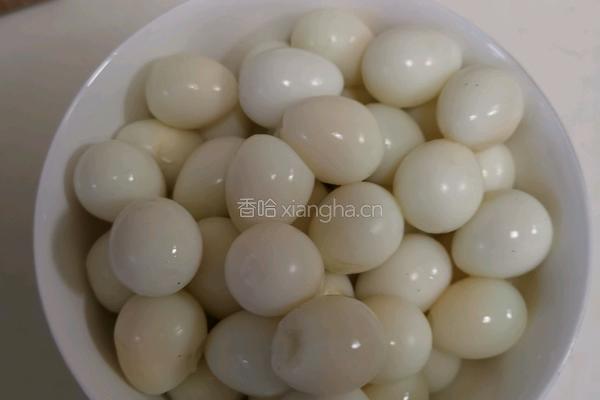 香辣啤酒鹌鹑蛋的做法图解2