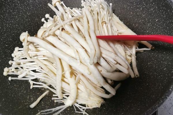 火腿菌菇汤的做法图解6