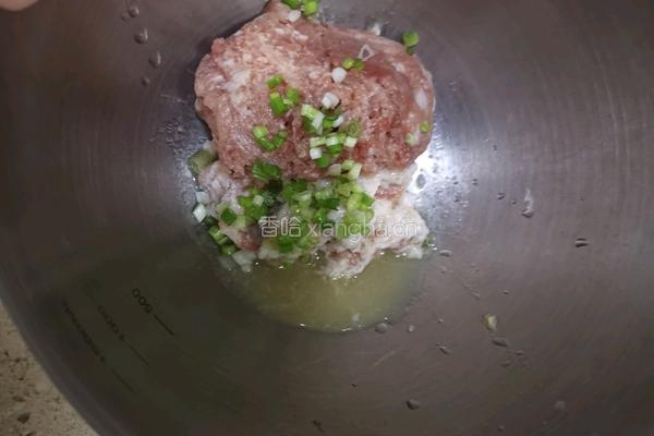 猪肉粉条馅的做法图解6