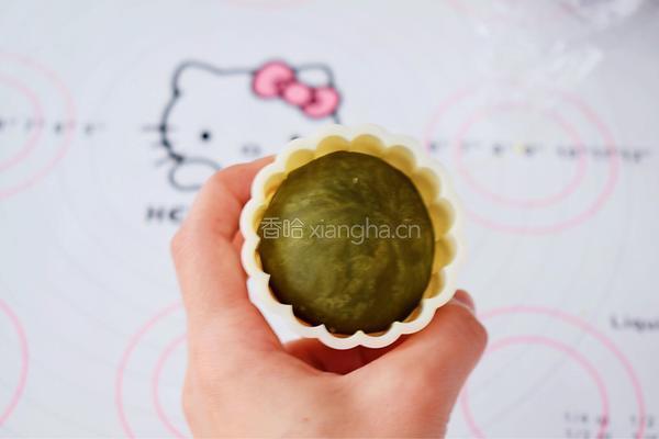 桃山皮流心月饼的做法图解7