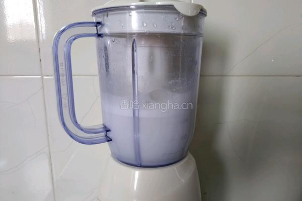 鲜榨椰子汁的做法图解5