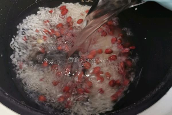 花生大米粥的做法图解6