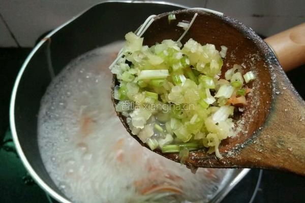 芹菜胡萝卜肉片面线的做法图解7