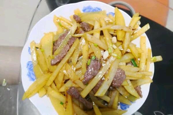 土豆炒牛肉的做法图解10