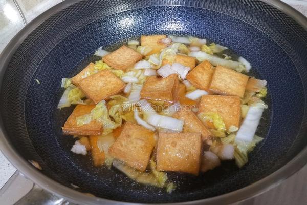 白菜豆腐炖粉条的做法图解10