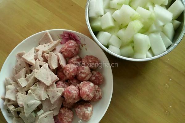 冬瓜肉丸子汤的做法图解2