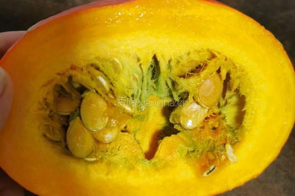 南瓜芸豆糯米饼的做法图解1