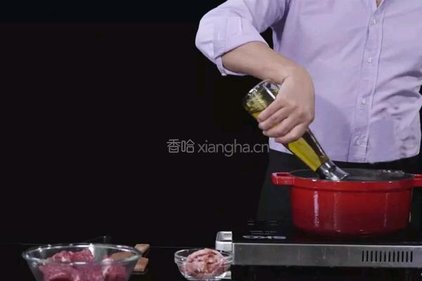 法式红酒烩牦牛肉的做法图解2