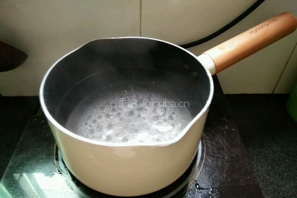 青豆胡萝卜肉片粥的做法图解4
