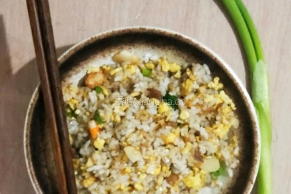 蛋炒饭的做法图解4