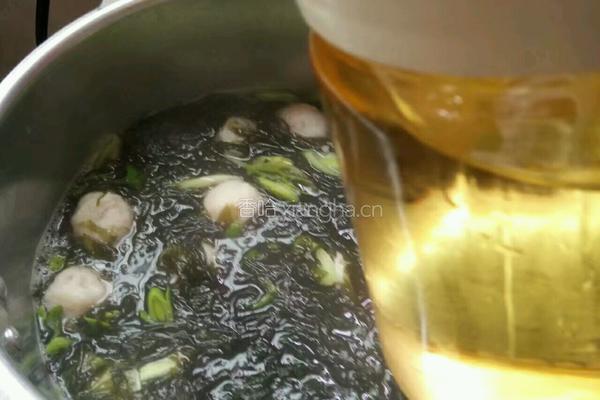 紫菜虾球汤的做法图解7