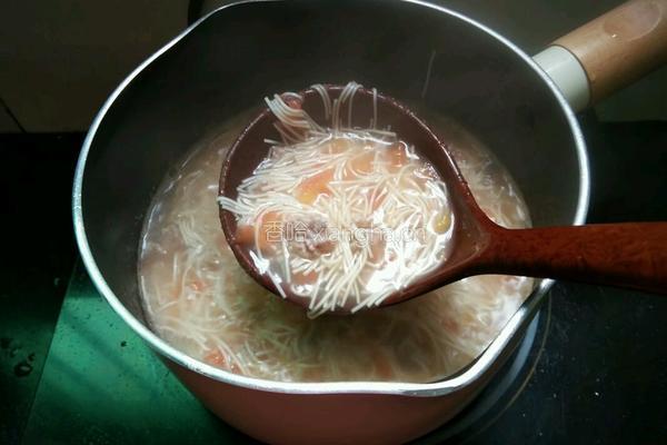 西红柿牛肉胡萝卜面的做法图解8