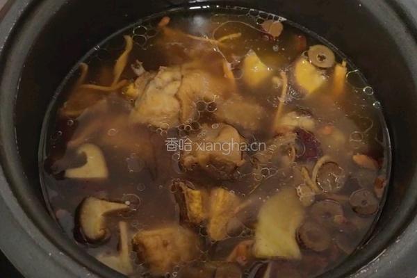 虫草鸡汤的做法图解6