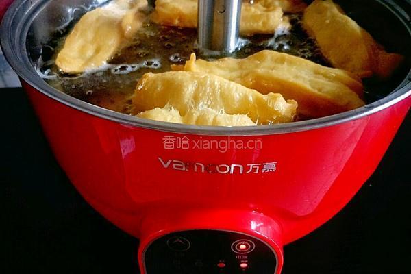自制零添加健康油条的做法图解13