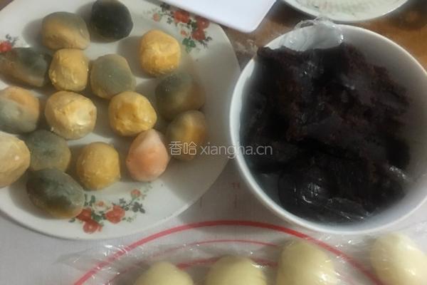 蛋黄酥的做法图解7