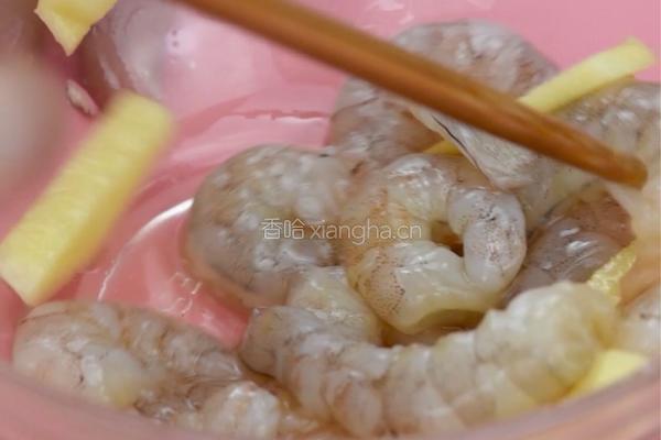 减肥餐～芒果虾仁的做法图解2