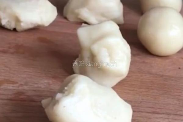 莲蓉肉松馅广式月饼的做法图解9