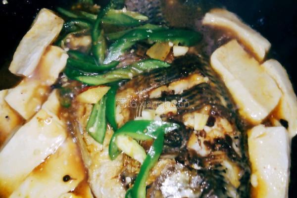 福寿鱼爱上嫩豆腐的做法图解6