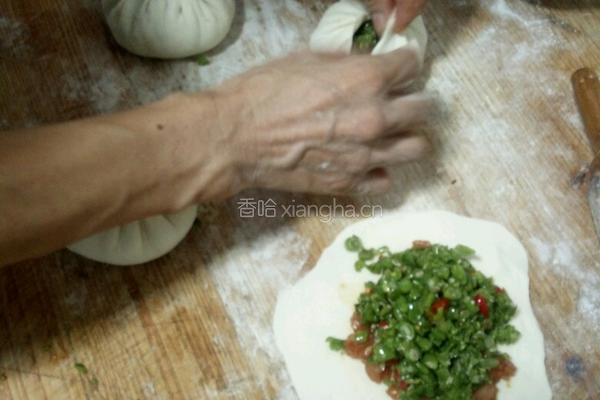 猪肉四季豆馅饼的做法图解13