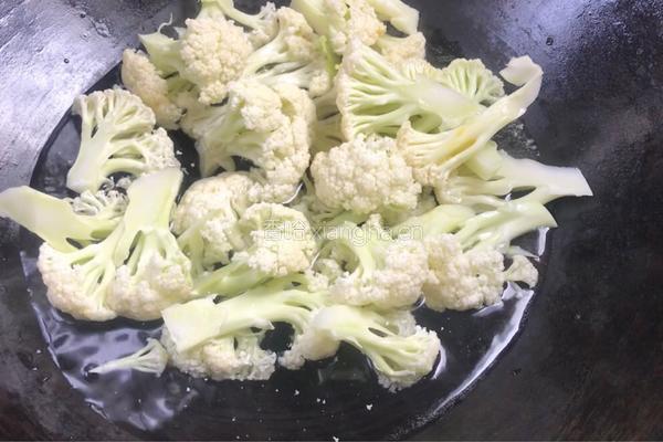 番茄烧菜花的做法图解5