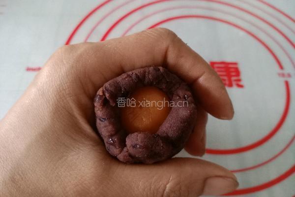 蛋黄酥的做法图解12