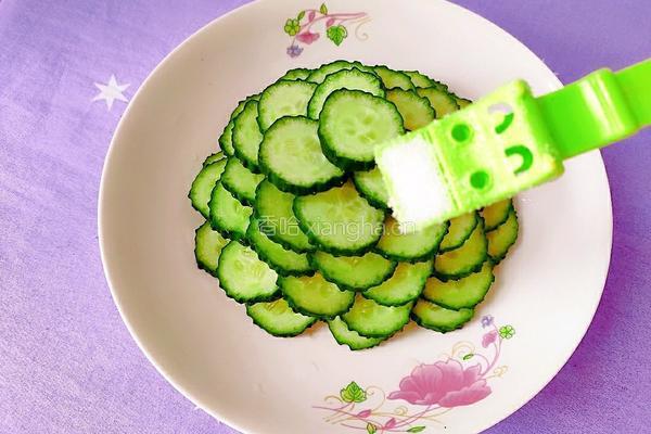 凉拌黄瓜的做法图解5