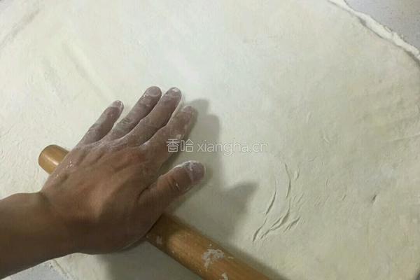 椒盐油饼的做法图解2