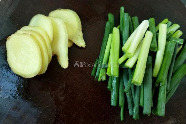 电饭煲盐焗鸡的做法图解2