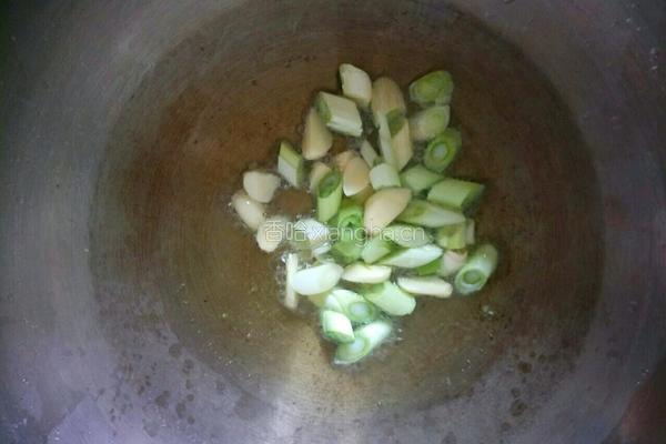 秋季养生丝瓜蛋花汤的做法图解2