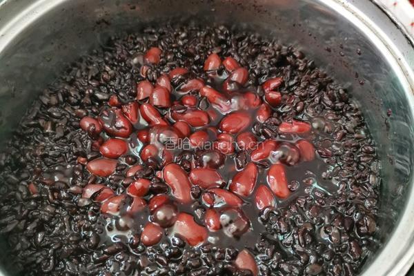 红豆黑米饭的做法图解6