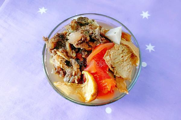 野生青杠菌牛骨汤的做法图解15